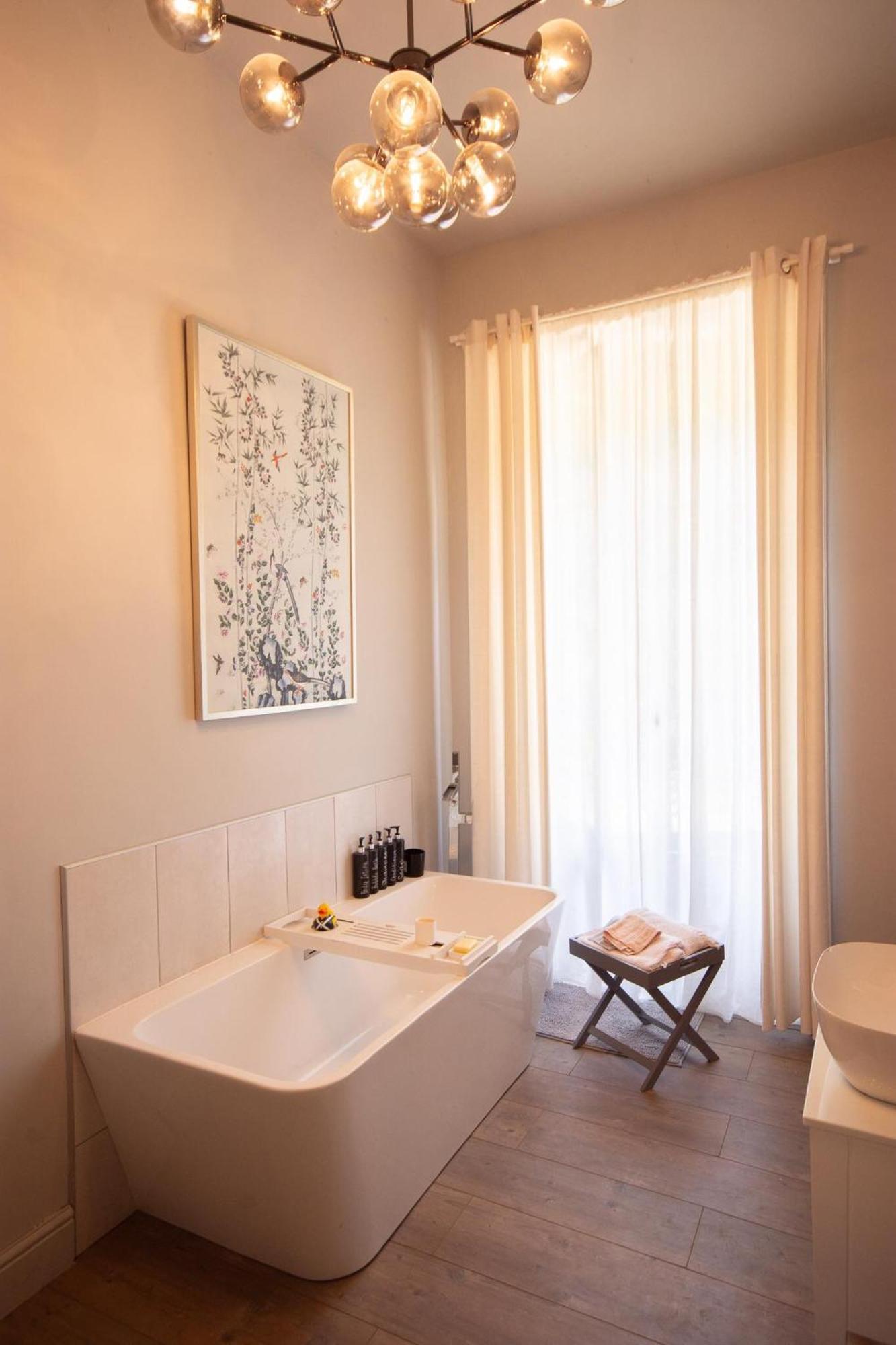 Beautiful, Historic Manoir In Semi-Rural Setting Vila Viré Exterior foto
