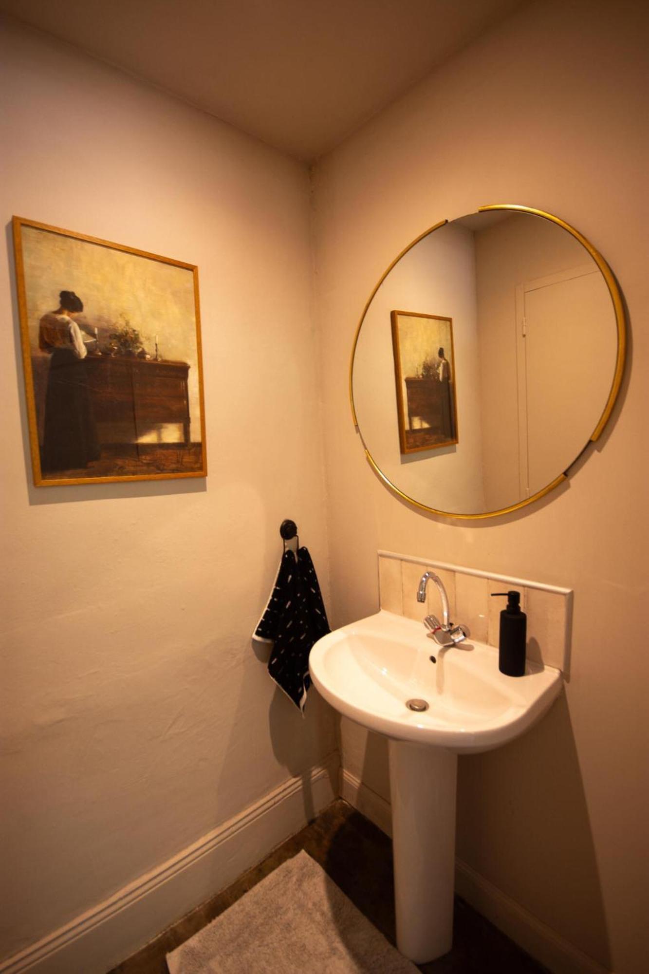 Beautiful, Historic Manoir In Semi-Rural Setting Vila Viré Exterior foto